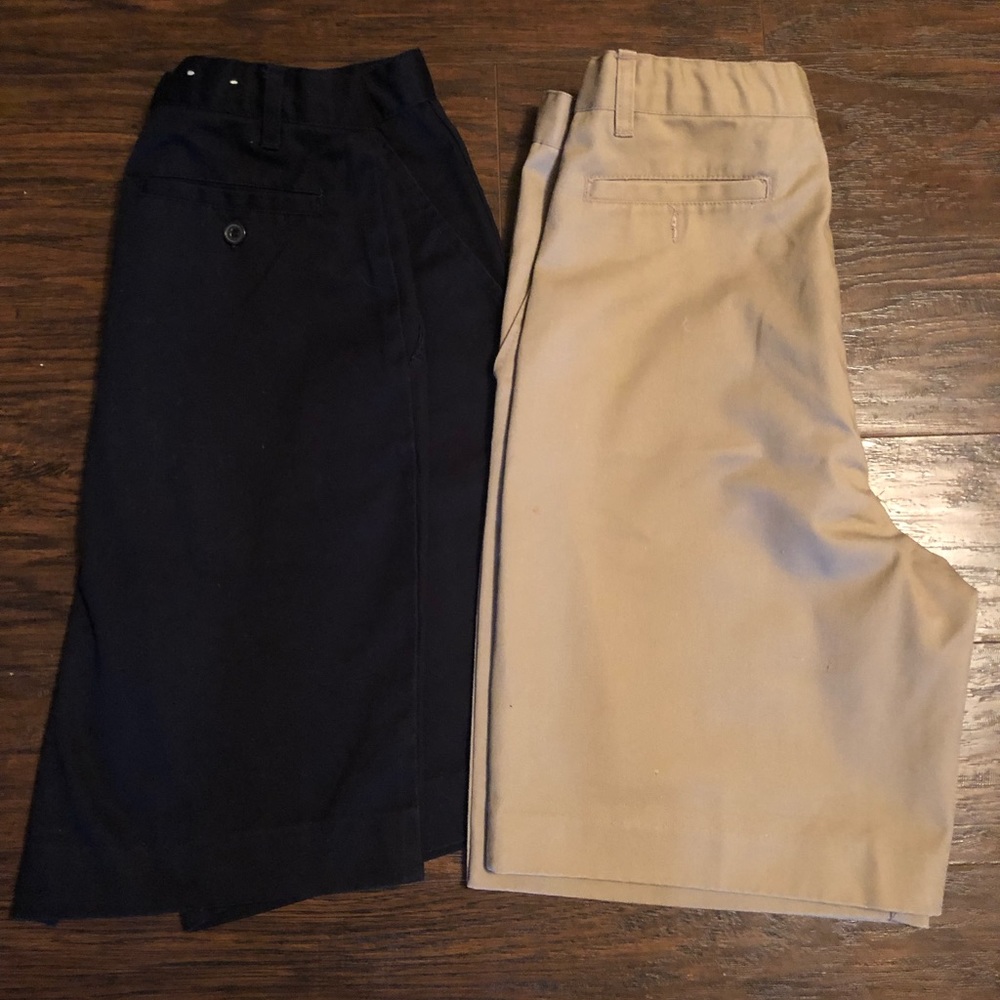 2 for $20 Boys Khaki&blue shorts size 18